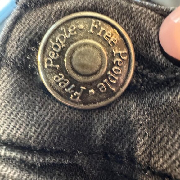 Free People Black Jeans with knee rip and frayed hem - Picture 6 of 7